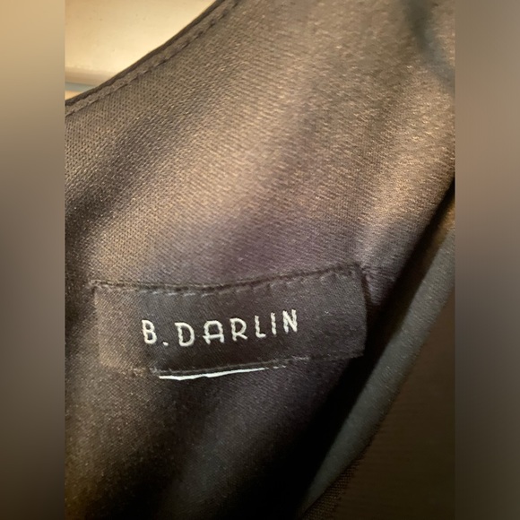 Little Black Dress! Perfect for formals, wedding guest, NYE, & cocktail parties! - Picture 3 of 6